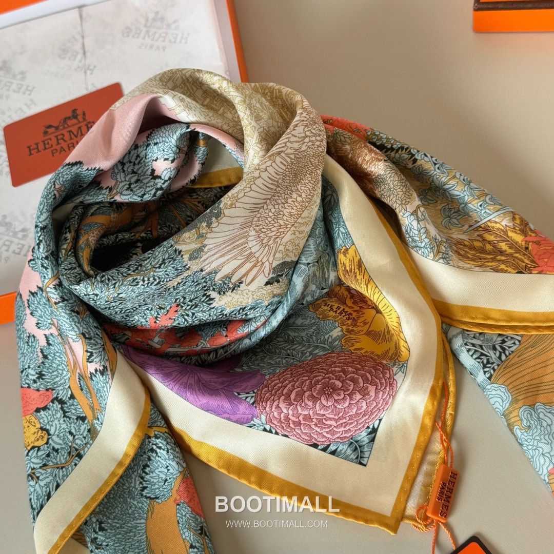 Hermes Retour a la Nature Silk Square Scarf 100% Silk Print Scarf 에르메스 리투르 아 라 나튀르 실크 스퀘어 스카프 90cm 7