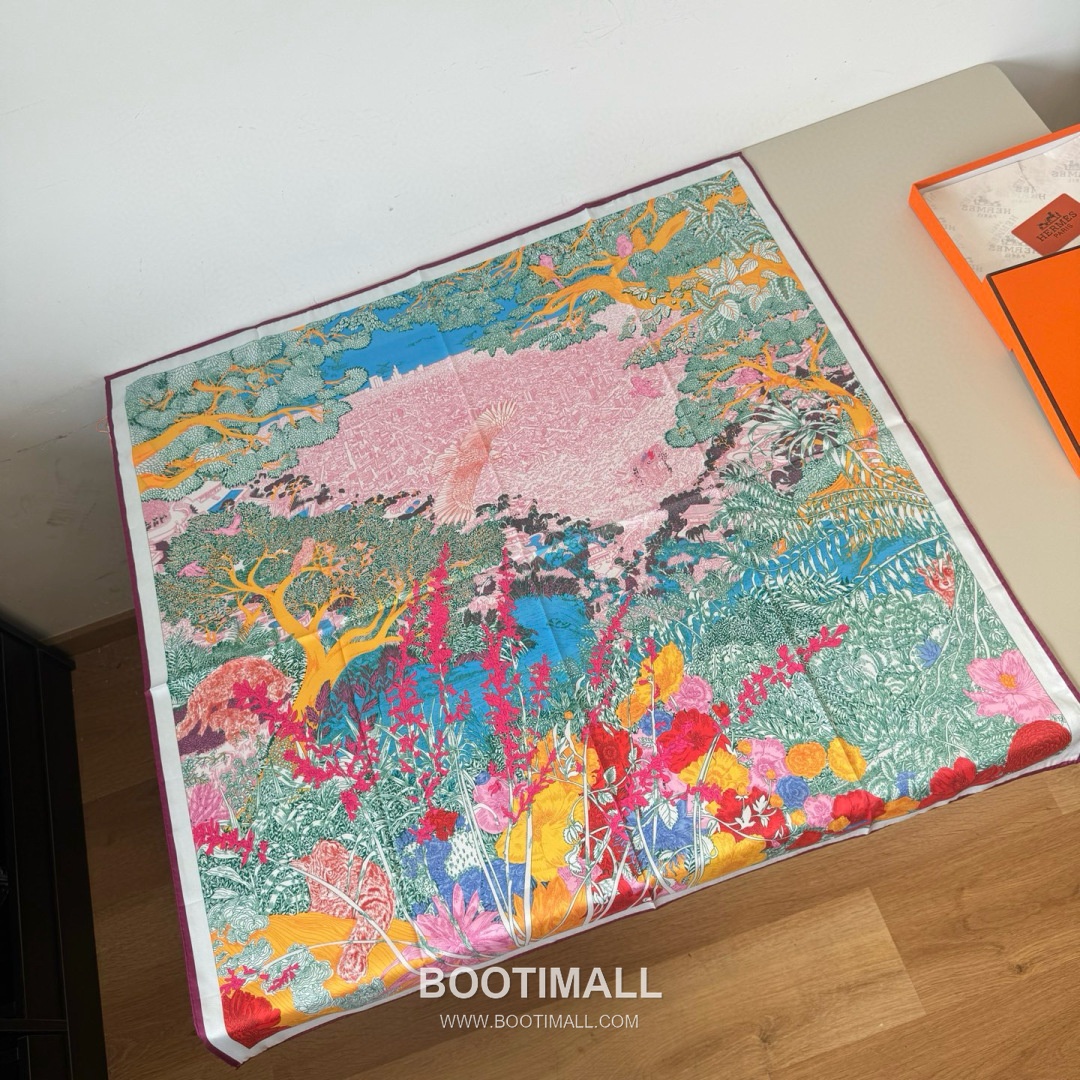 Hermes Retour a la Nature Silk Square Scarf 100% Silk Print Scarf 에르메스 리투르 아 라 나튀르 실크 스퀘어 스카프 90cm 1