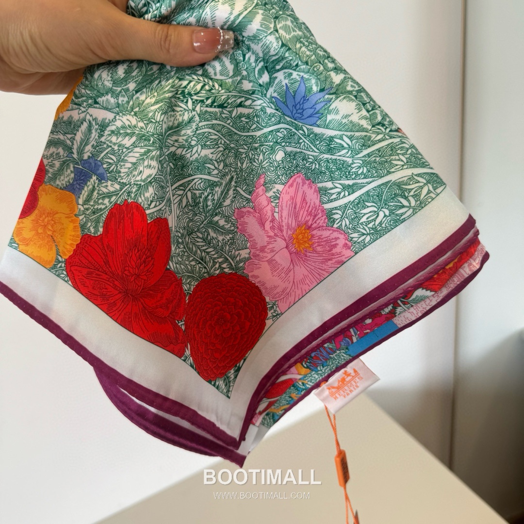 Hermes Retour a la Nature Silk Square Scarf 100% Silk Print Scarf 에르메스 리투르 아 라 나튀르 실크 스퀘어 스카프 90cm 8