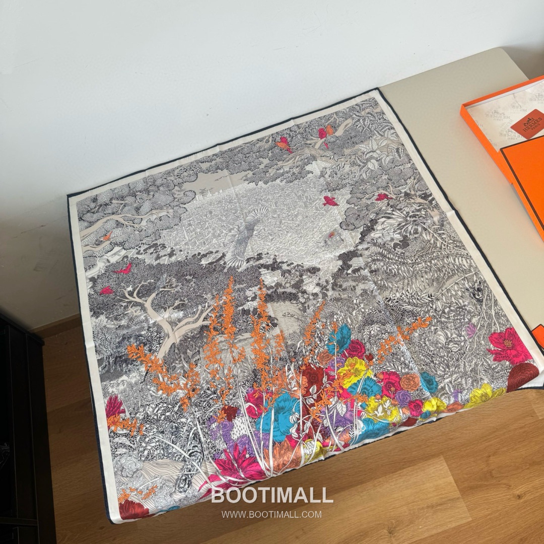 Hermes Retour a la Nature Silk Square Scarf 100% Silk Print Scarf 에르메스 리투르 아 라 나튀르 실크 스퀘어 스카프 90cm 1