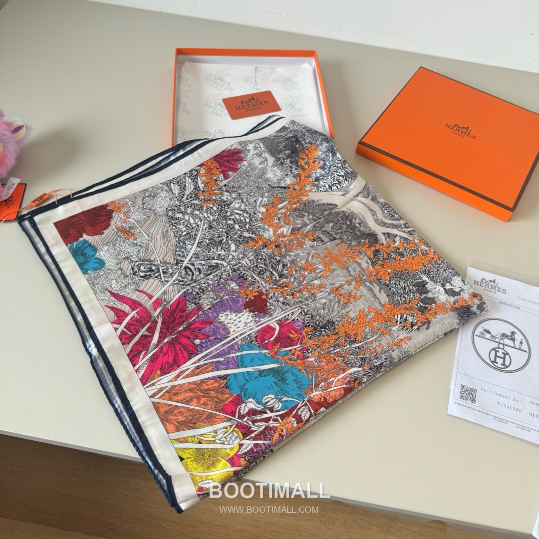 Hermes Retour a la Nature Silk Square Scarf 100% Silk Print Scarf 에르메스 리투르 아 라 나튀르 실크 스퀘어 스카프 90cm 3
