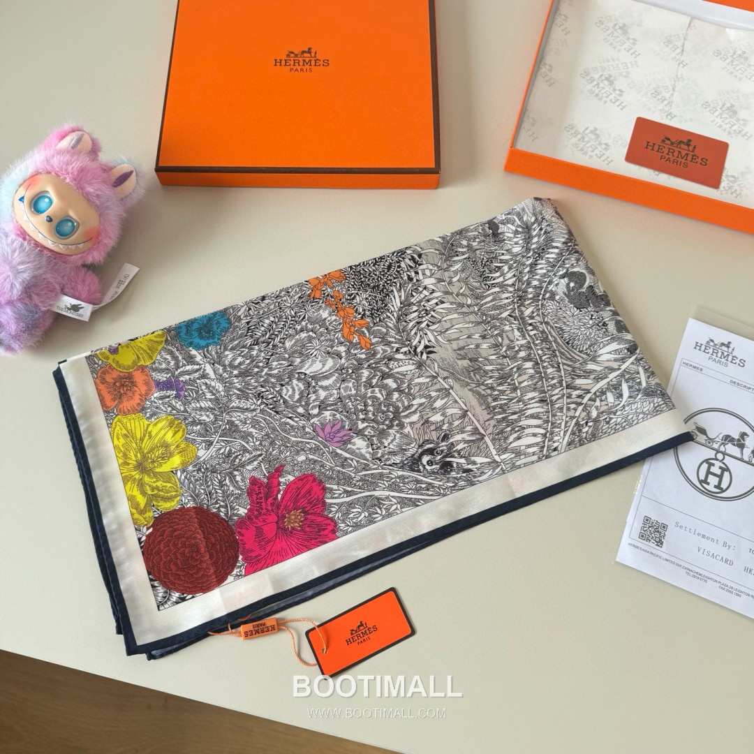 Hermes Retour a la Nature Silk Square Scarf 100% Silk Print Scarf 에르메스 리투르 아 라 나튀르 실크 스퀘어 스카프 90cm 4