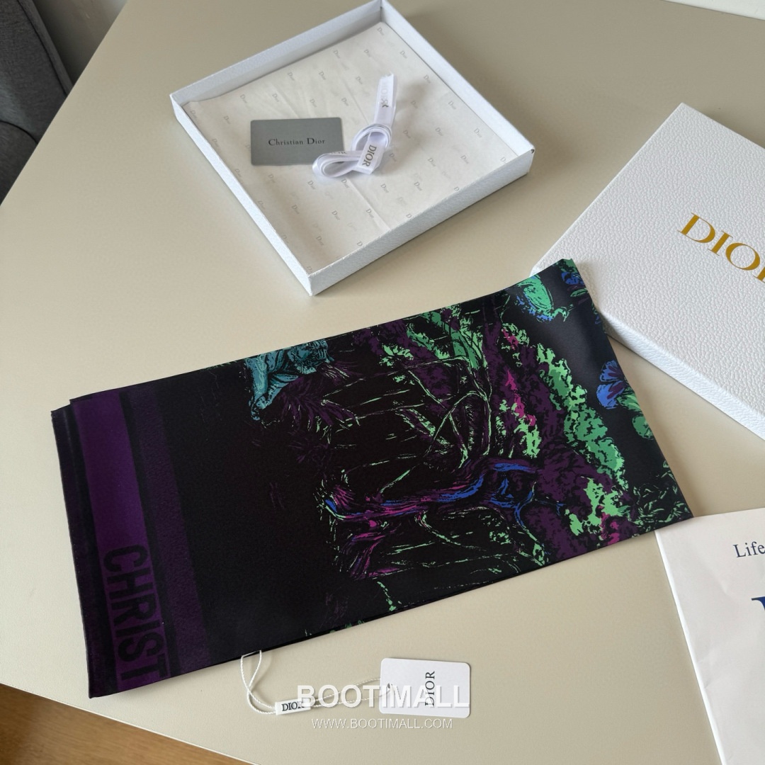 Dior Diortwin Oblique Silk Twill Square Scarf with Logo Jacquard Print 디올 디올트윈 오블리크 실크 트윌 스퀘어 스카프 로고 자카드 90cm 4