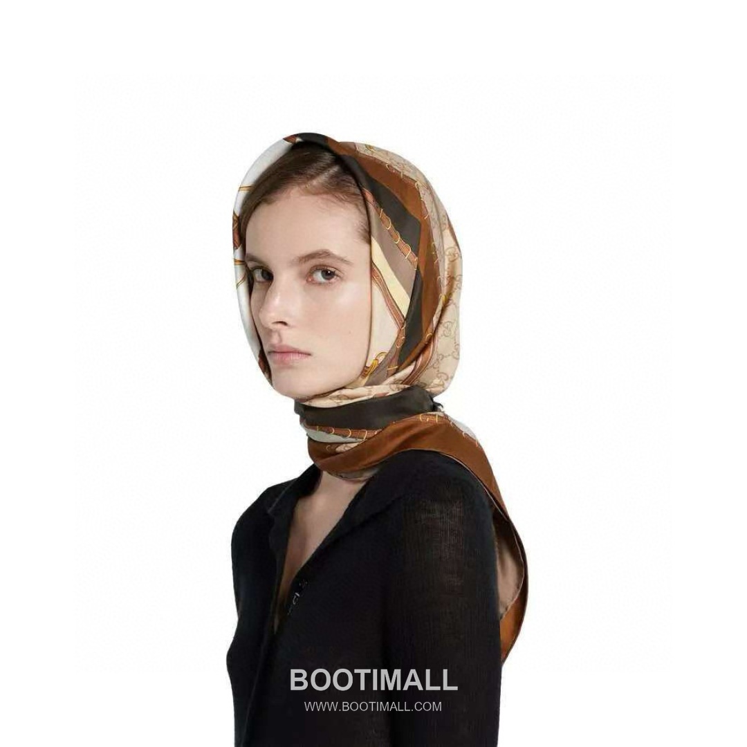 Gucci Archive Print Silk Square Scarf 100% Mulberry Silk Print Scarf 구찌 아카이브 프린트 실크 스퀘어 스카프 90cm 2