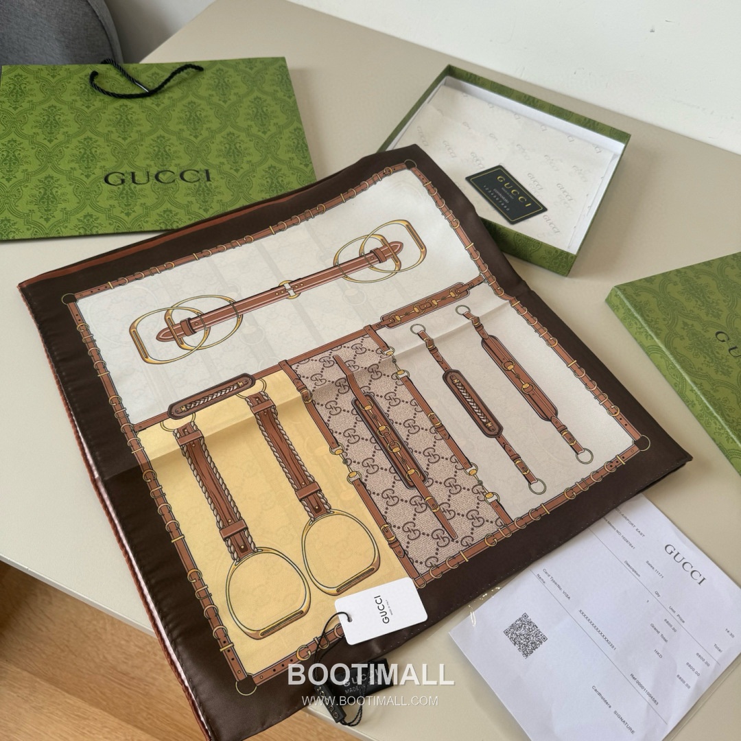 Gucci Archive Print Silk Square Scarf 100% Mulberry Silk Print Scarf 구찌 아카이브 프린트 실크 스퀘어 스카프 90cm 4