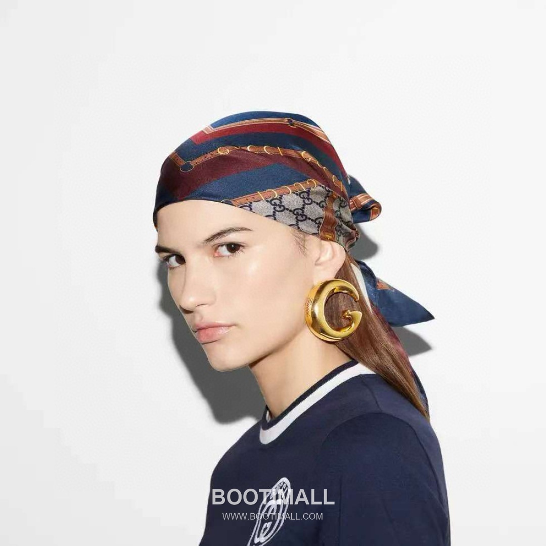 Gucci Archive Print Silk Square Scarf 100% Mulberry Silk Print Scarf 구찌 아카이브 프린트 실크 스퀘어 스카프 90cm 2