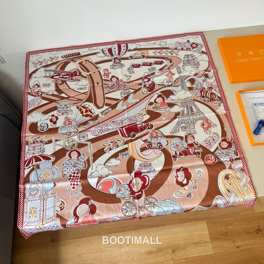 Louis Vuitton Belt Motif Silk Twill Square Scarf 100% Silk Twill Print Scarf 루이비통 벨트 모티프 실크 트윌 스퀘어 스카프 90cm 1