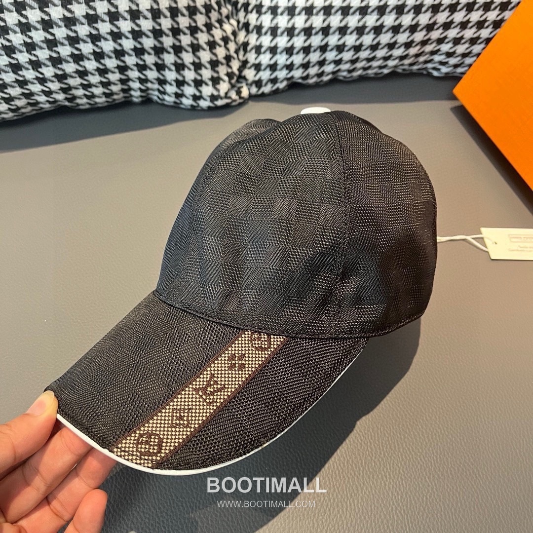 Louis Vuitton Damier Canvas Leather Strap Baseball Cap 루이비통 다미에 캔버스 가죽 스트랩 베이스볼 캡 56cm 4