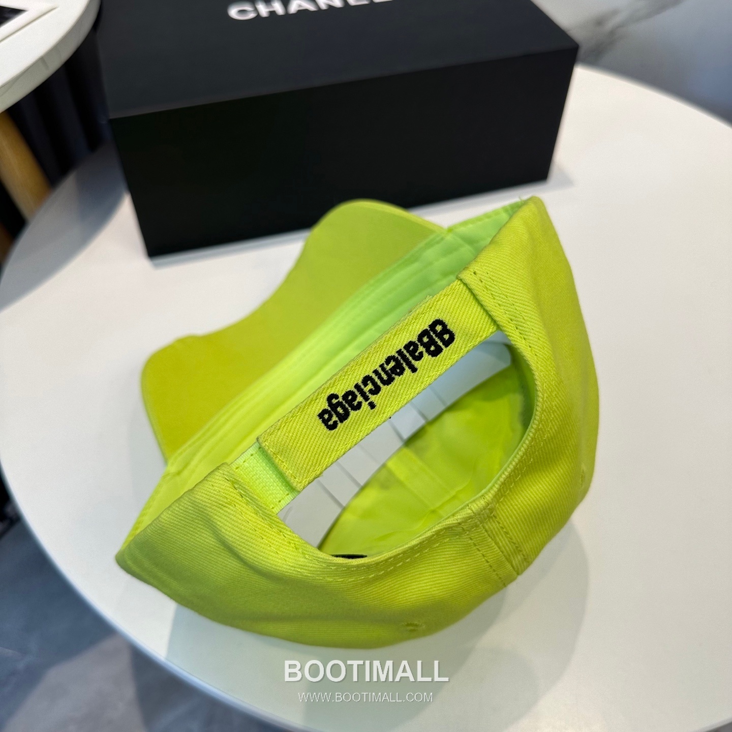 Balenciaga Embroidered Logo Cotton Baseball Cap 발렌시아가 자수 로고 코튼 베이스볼 캡 56cm 4