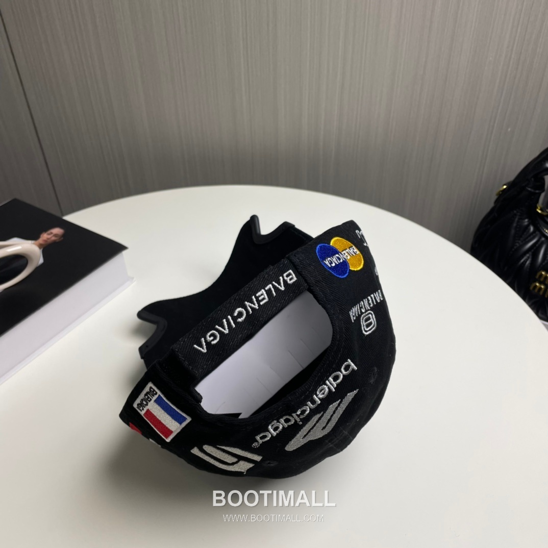 Balenciaga Embroidered Logo Cotton Baseball Cap 발렌시아가 자수 로고 코튼 베이스볼 캡 56cm 4