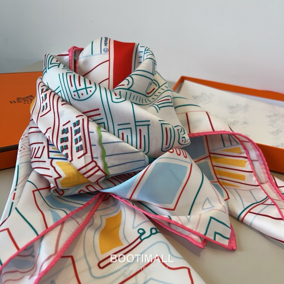 Hermes City of Fortune Silk Square Scarf 100% Silk Print Scarf 에르메스 시티 오브 포춘 실크 스퀘어 스카프 90cm 5