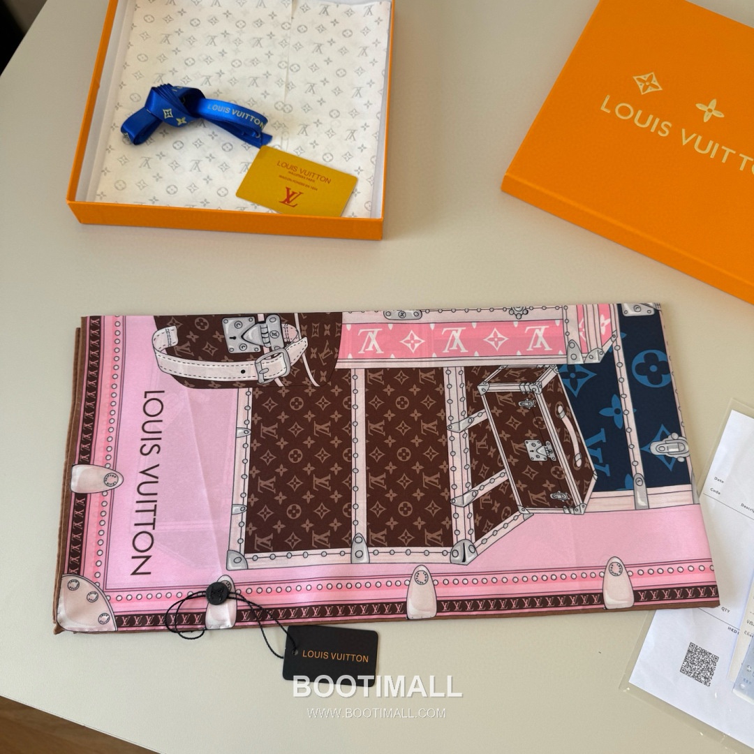 Louis Vuitton Let's Go Trunk Motif Silk Square Scarf 100% Silk Print Scarf 루이비통 렛츠고 트렁크 모티프 실크 스퀘어 스카프 90cm 3