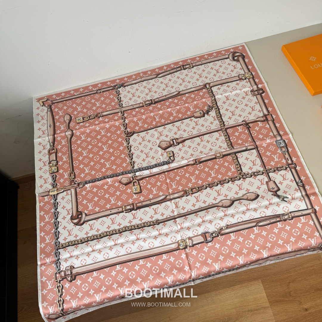 Louis Vuitton Monogram Belt Motif Silk Twill Square Scarf 100% Silk Twill Print Scarf 루이비통 모노그램 벨트 모티프 실크 트윌 스퀘어 스카프 90cm 1