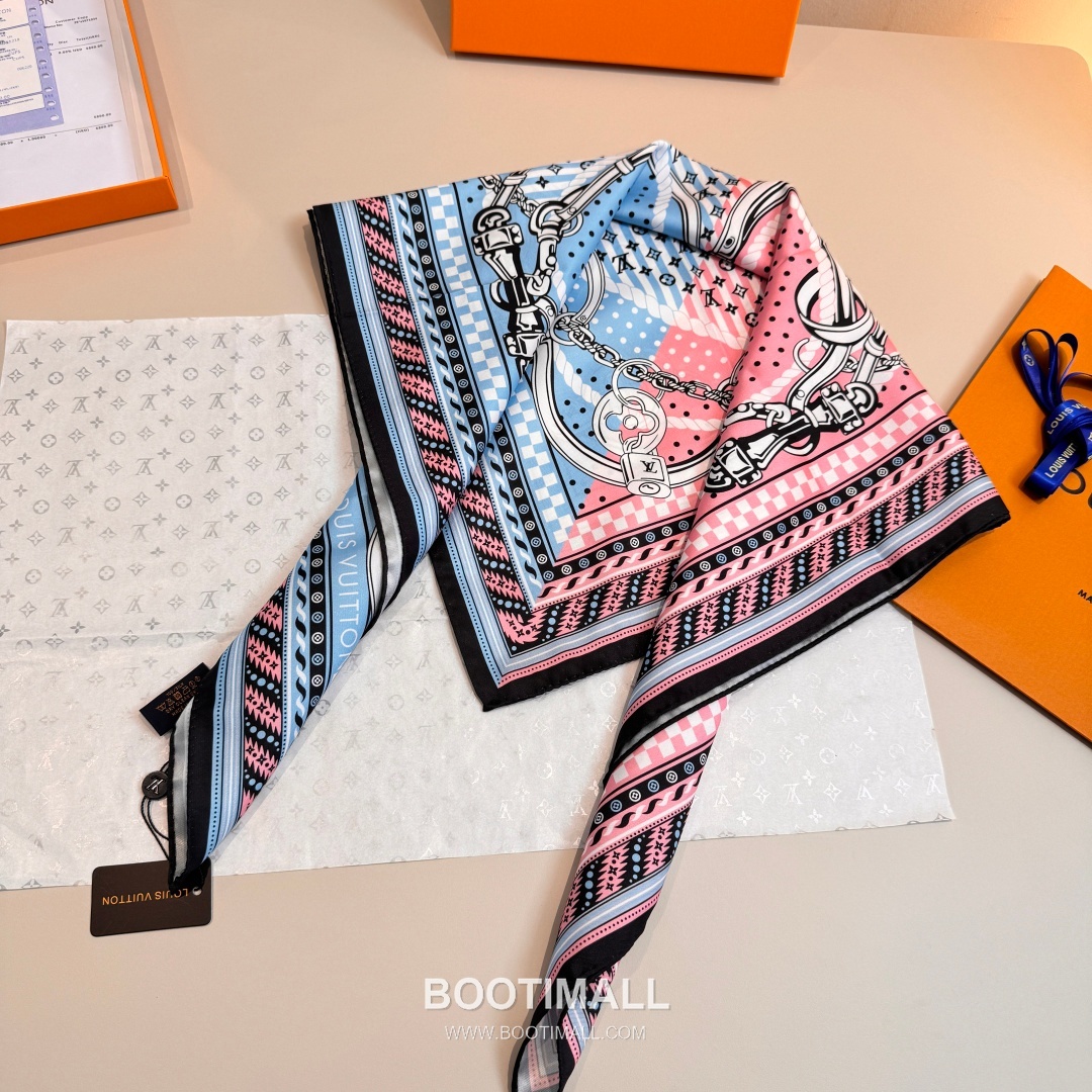 Louis Vuitton Chain Clover Monogram Silk Square Scarf 100% Silk Print Scarf 루이비통 체인 클로버 모노그램 실크 스퀘어 스카프 90cm 5