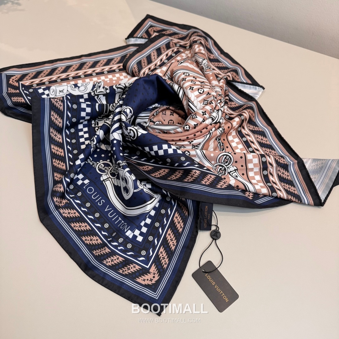 Louis Vuitton Chain Clover Monogram Silk Square Scarf 100% Silk Print Scarf 루이비통 체인 클로버 모노그램 실크 스퀘어 스카프 90cm 8