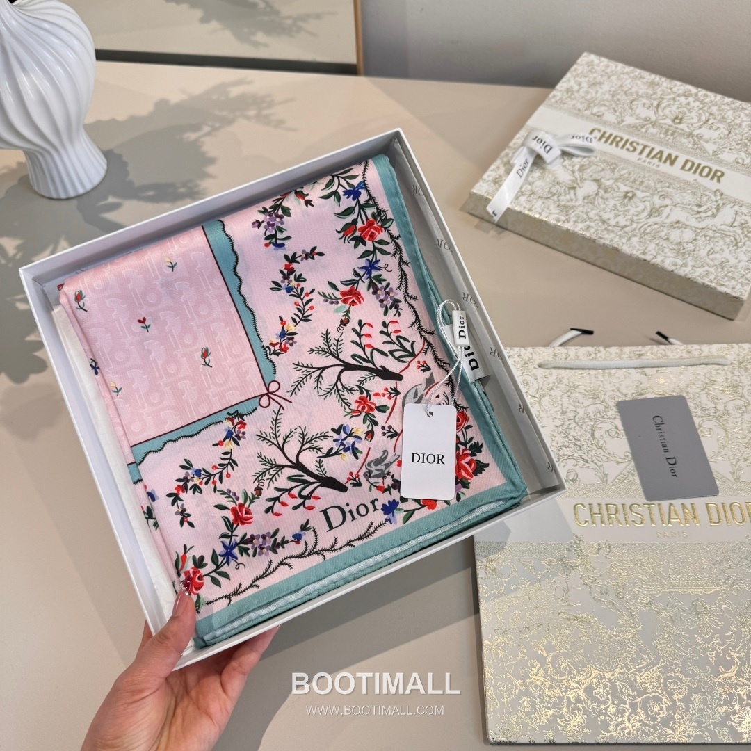 Dior Dioramour Revolution Flowers Silk Twill Square Scarf 100% Silk Twill Print Scarf 디올 디올아무르 레볼루션 플라워 실크 트윌 스퀘어 스카프 90cm 5