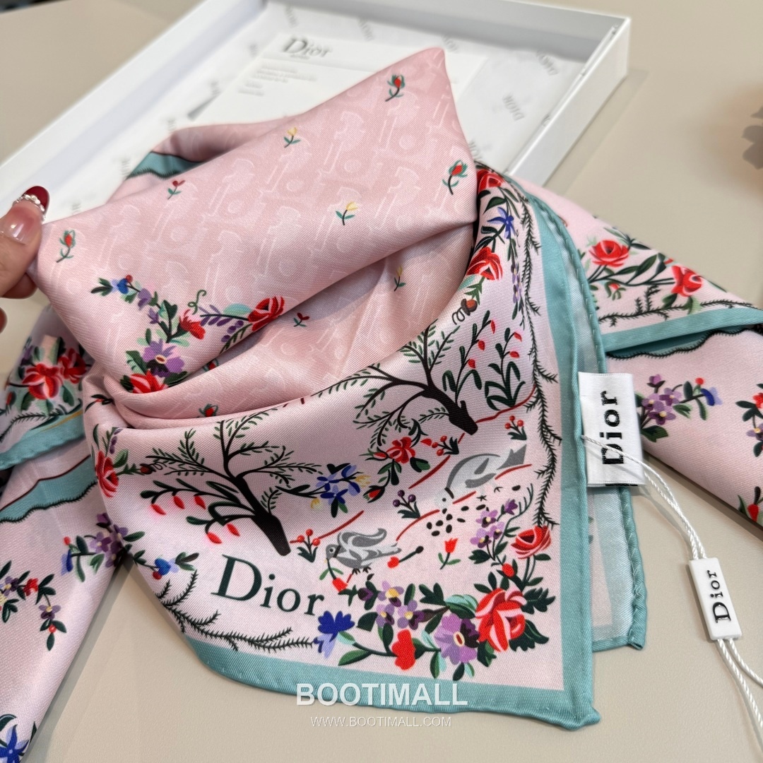 Dior Dioramour Revolution Flowers Silk Twill Square Scarf 100% Silk Twill Print Scarf 디올 디올아무르 레볼루션 플라워 실크 트윌 스퀘어 스카프 90cm 7