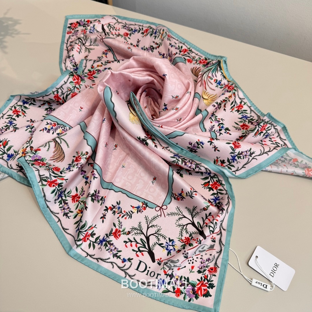 Dior Dioramour Revolution Flowers Silk Twill Square Scarf 100% Silk Twill Print Scarf 디올 디올아무르 레볼루션 플라워 실크 트윌 스퀘어 스카프 90cm 8