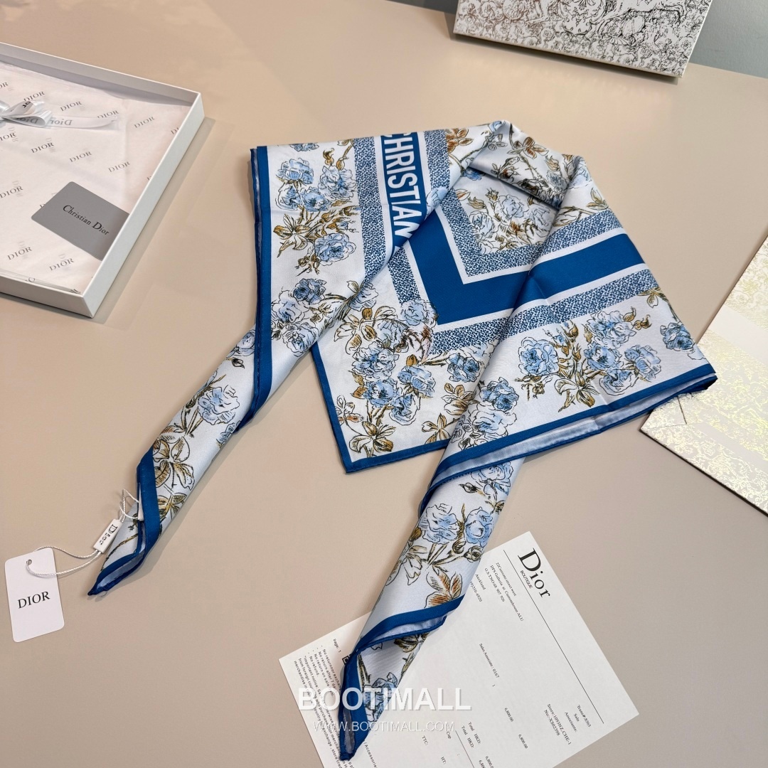 Dior Rosier de Dior Silk Twill Square Scarf with Floral Logo Jacquard 디올 로지에 드 디올 실크 트윌 스퀘어 스카프 플로럴 로고 자카드 90cm 5