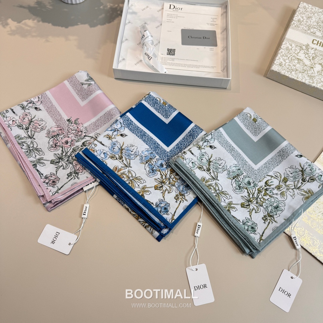Dior Rosier de Dior Silk Twill Square Scarf with Floral Logo Jacquard 디올 로지에 드 디올 실크 트윌 스퀘어 스카프 플로럴 로고 자카드 90cm 9