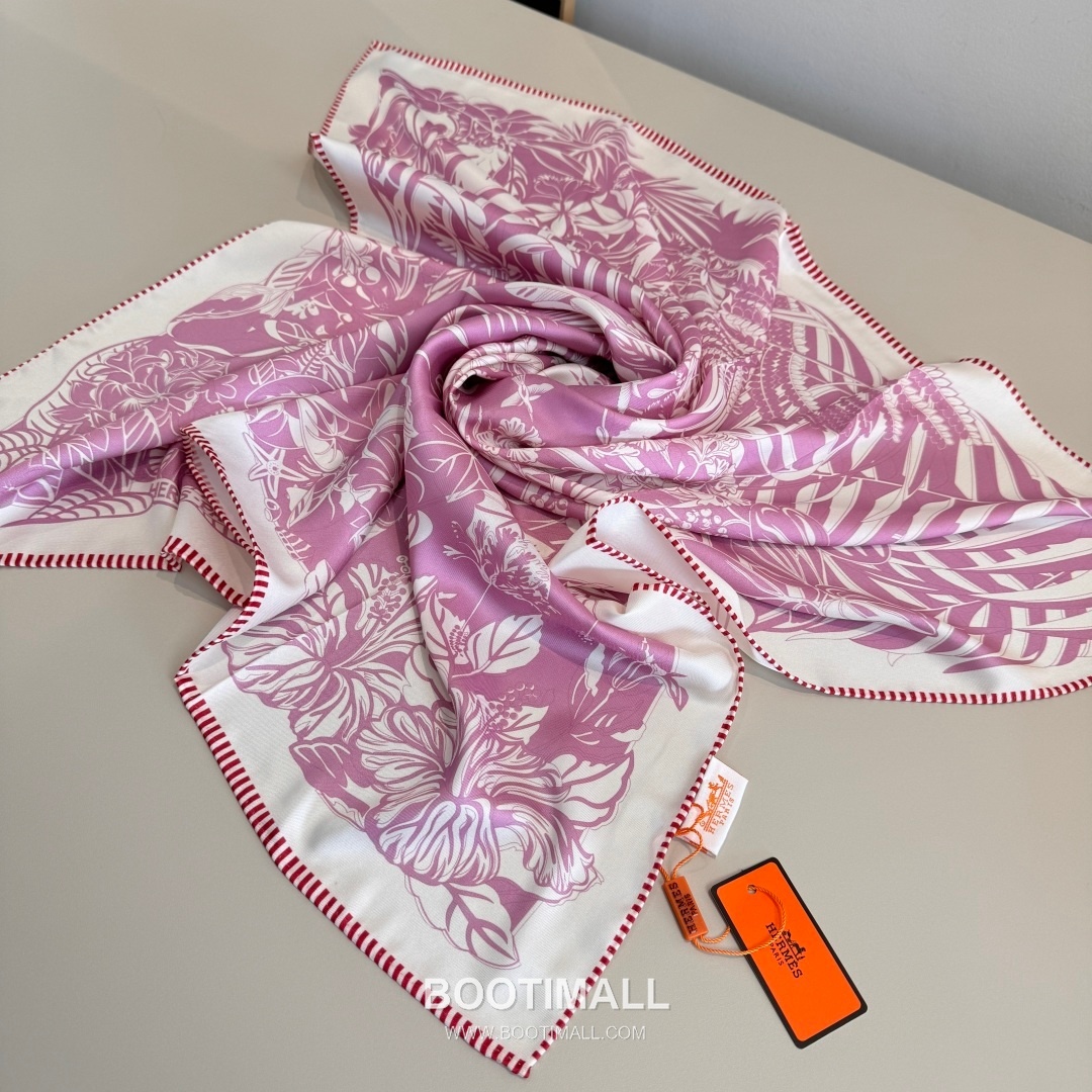 Hermès Flamingo Party Totem Silk Square Scarf Print Design 에르메스 플라밍고 파티 토템 실크 스퀘어 스카프 90cm 8