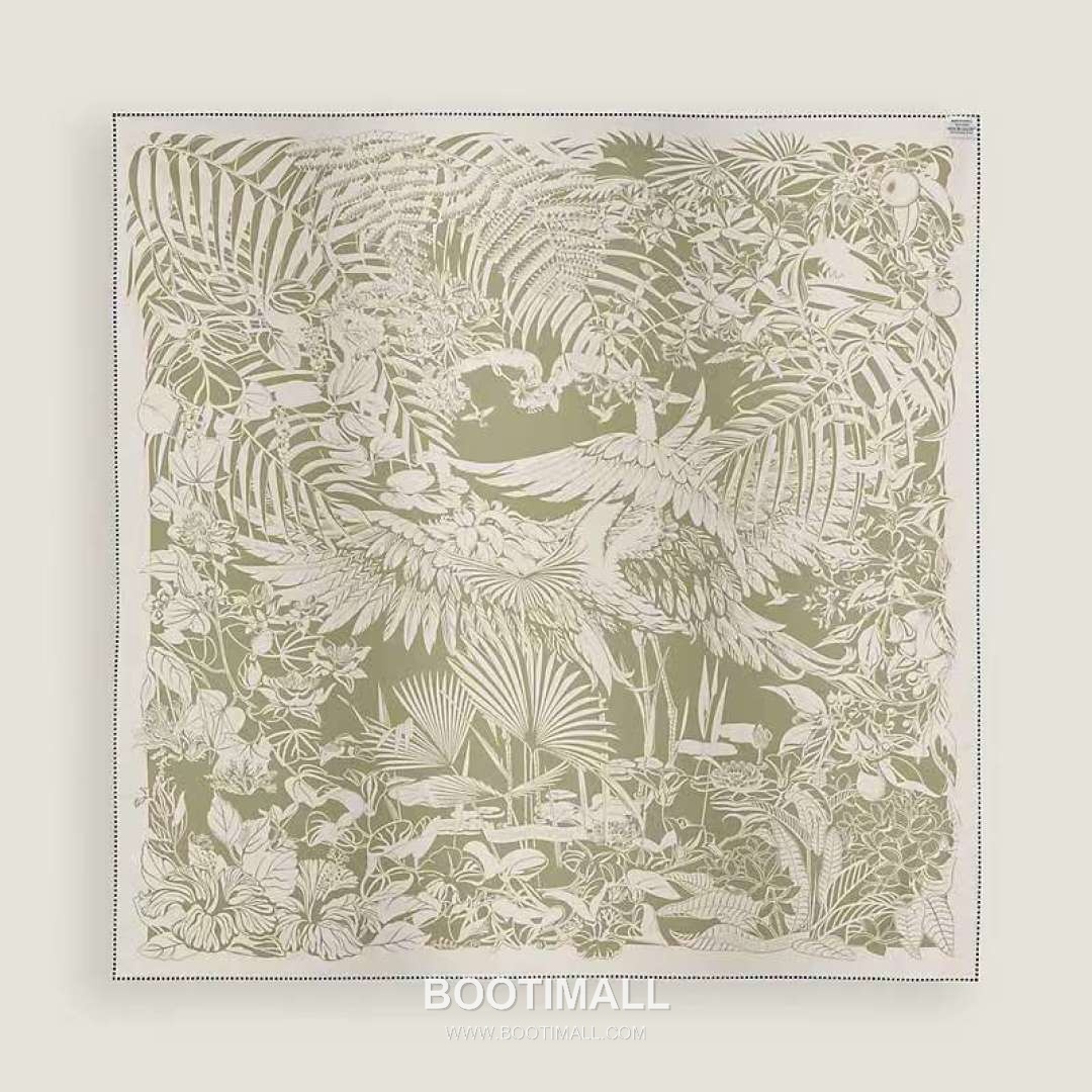 Hermès Flamingo Party Totem Silk Square Scarf Print Design 에르메스 플라밍고 파티 토템 실크 스퀘어 스카프 90cm 1