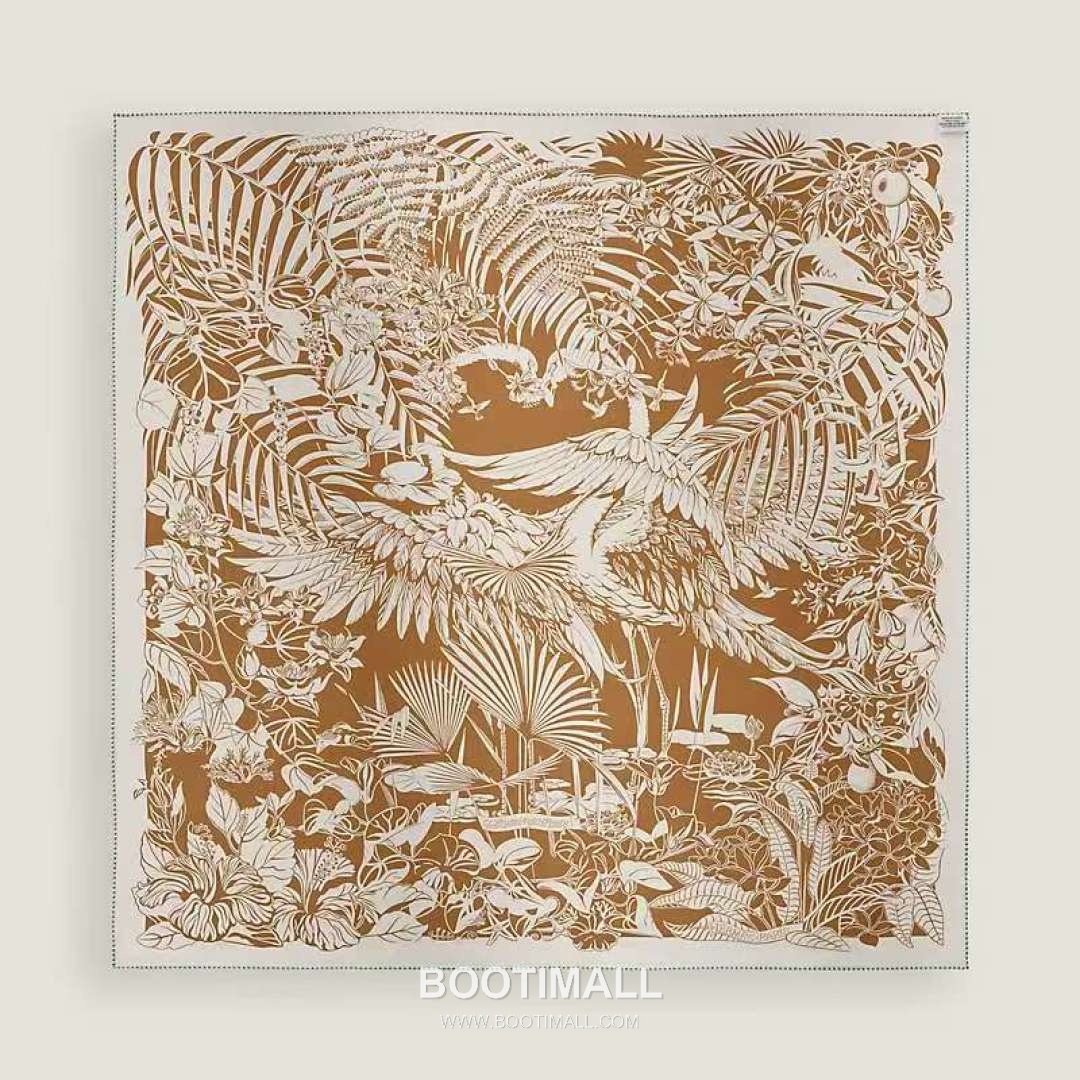 Hermès Flamingo Party Totem Silk Square Scarf Print Design 에르메스 플라밍고 파티 토템 실크 스퀘어 스카프 90cm 1