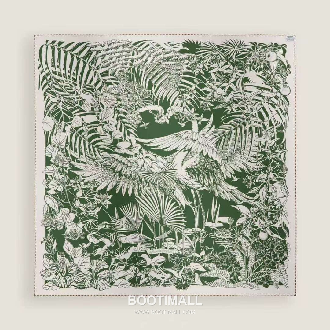 Hermès Flamingo Party Totem Silk Square Scarf Print Design 에르메스 플라밍고 파티 토템 실크 스퀘어 스카프 90cm 1