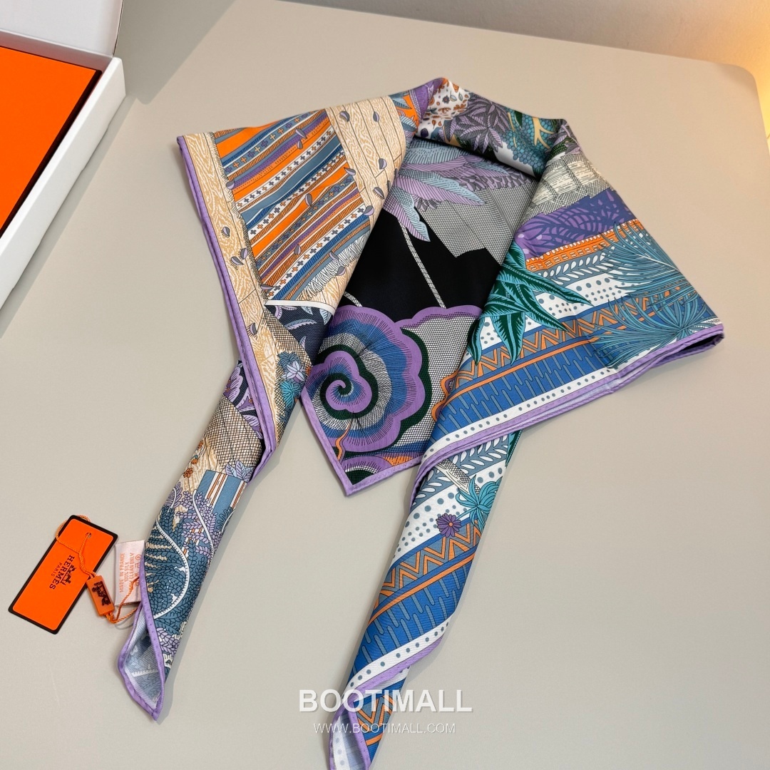 Hermès A Midsummer Night’s Dream Silk Square Scarf Story Print 에르메스 한여름 밤의 꿈 실크 스퀘어 스카프 90cm 5