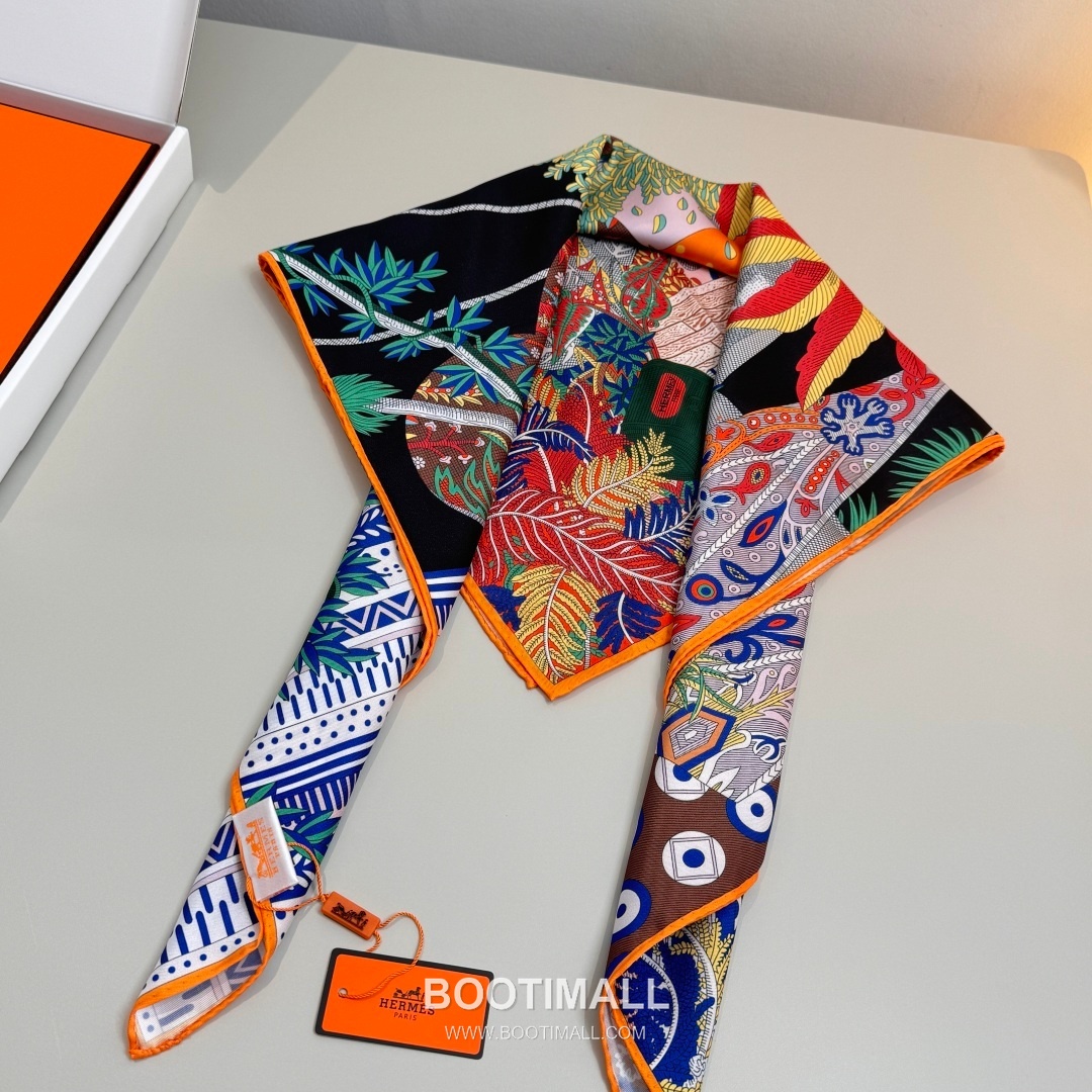 Hermès A Midsummer Night’s Dream Silk Square Scarf Story Print 에르메스 한여름 밤의 꿈 실크 스퀘어 스카프 90cm 5