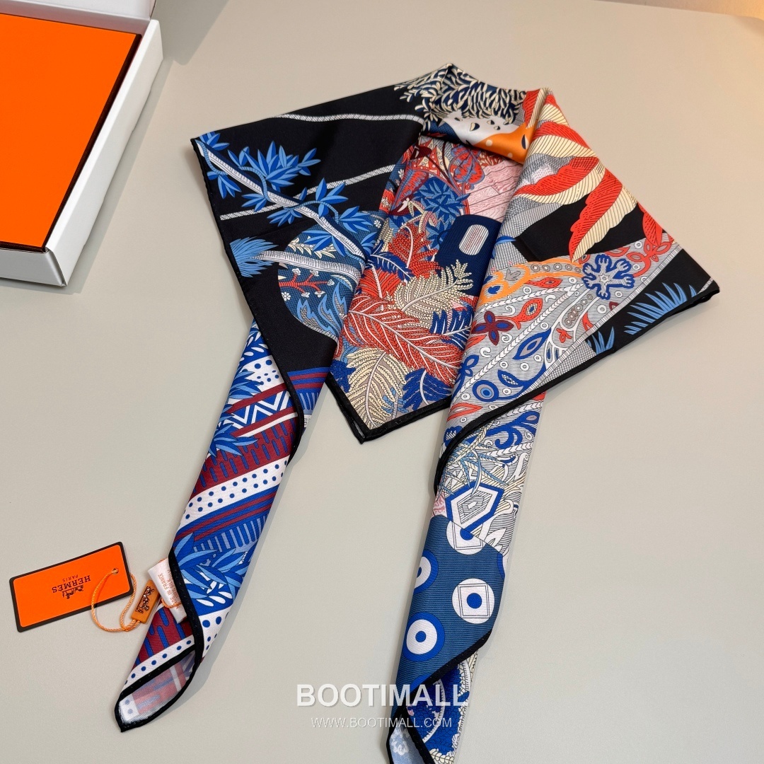 Hermès A Midsummer Night’s Dream Silk Square Scarf Story Print 에르메스 한여름 밤의 꿈 실크 스퀘어 스카프 90cm 5