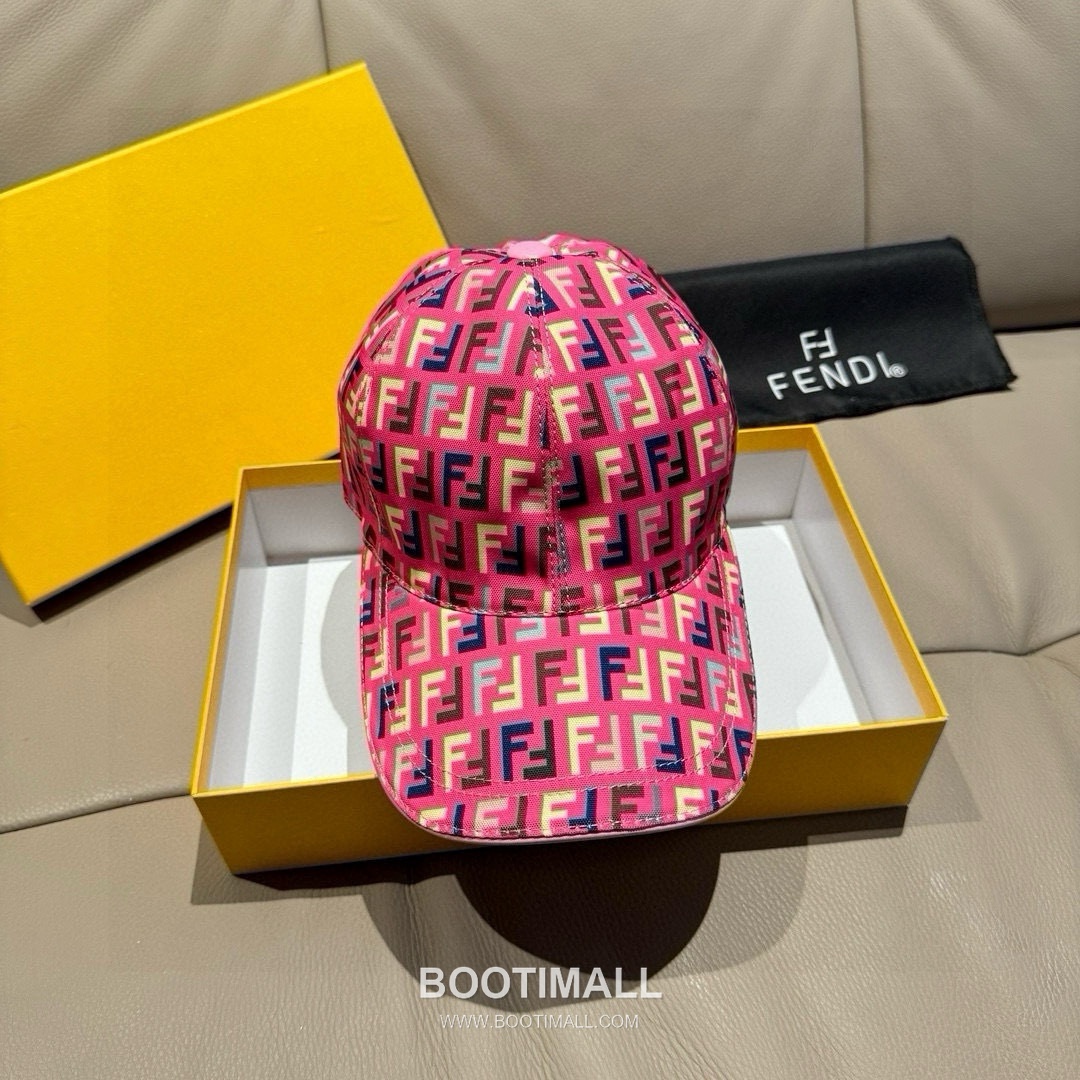 Fendi FF Jacquard Canvas Leather Trim Baseball Cap 펜디 FF 자카드 캔버스 레더 트림 베이스볼 캡 2