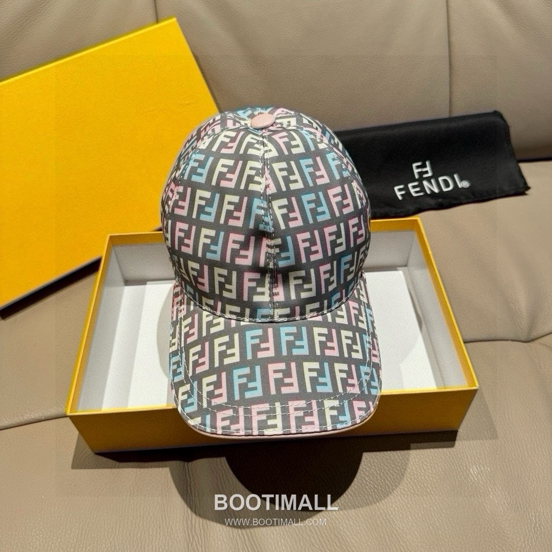 Fendi FF Jacquard Canvas Leather Trim Baseball Cap 펜디 FF 자카드 캔버스 레더 트림 베이스볼 캡 2