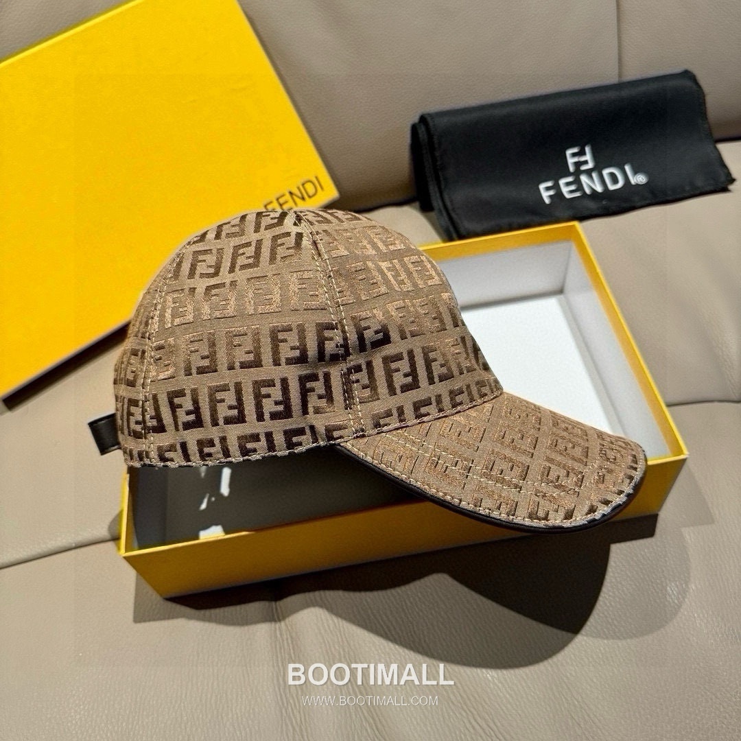 Fendi FF Jacquard Canvas Leather Trim Baseball Cap 펜디 FF 자카드 캔버스 레더 트림 베이스볼 캡 3