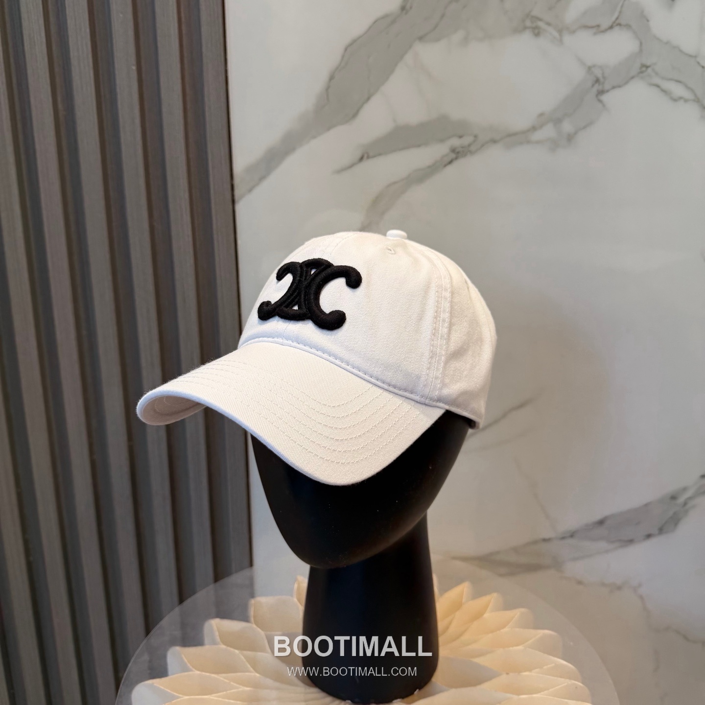 Celine Minimal Logo Cotton Baseball Cap 셀린느 미니멀 로고 코튼 베이스볼 캡 1