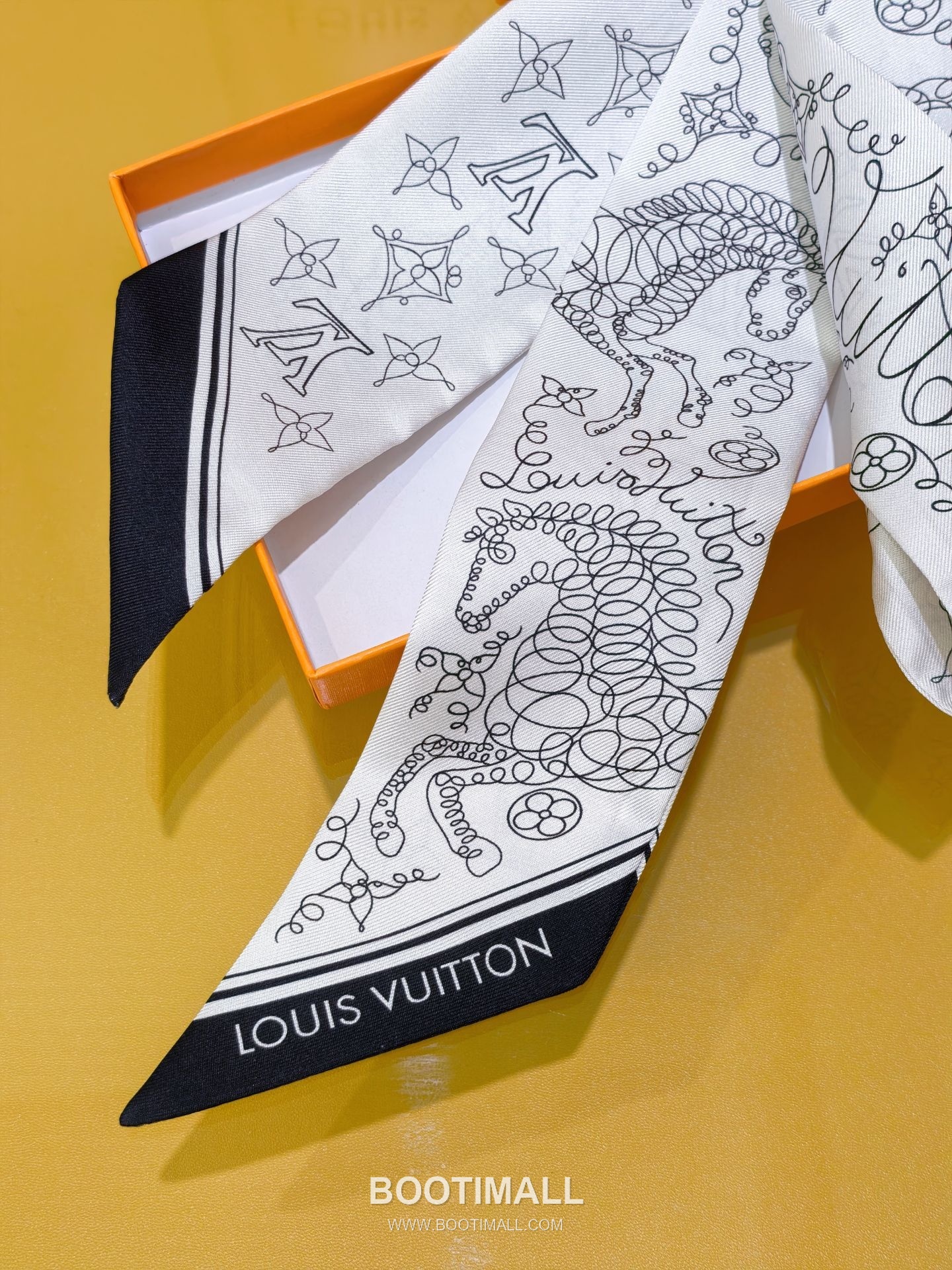 Louis Vuitton Double Sided Silk Long Scarf 100% Silk Double Layer Print Scarf 루이비통 더블 사이드 실크 롱 스카프 PLV2613 120cm 2