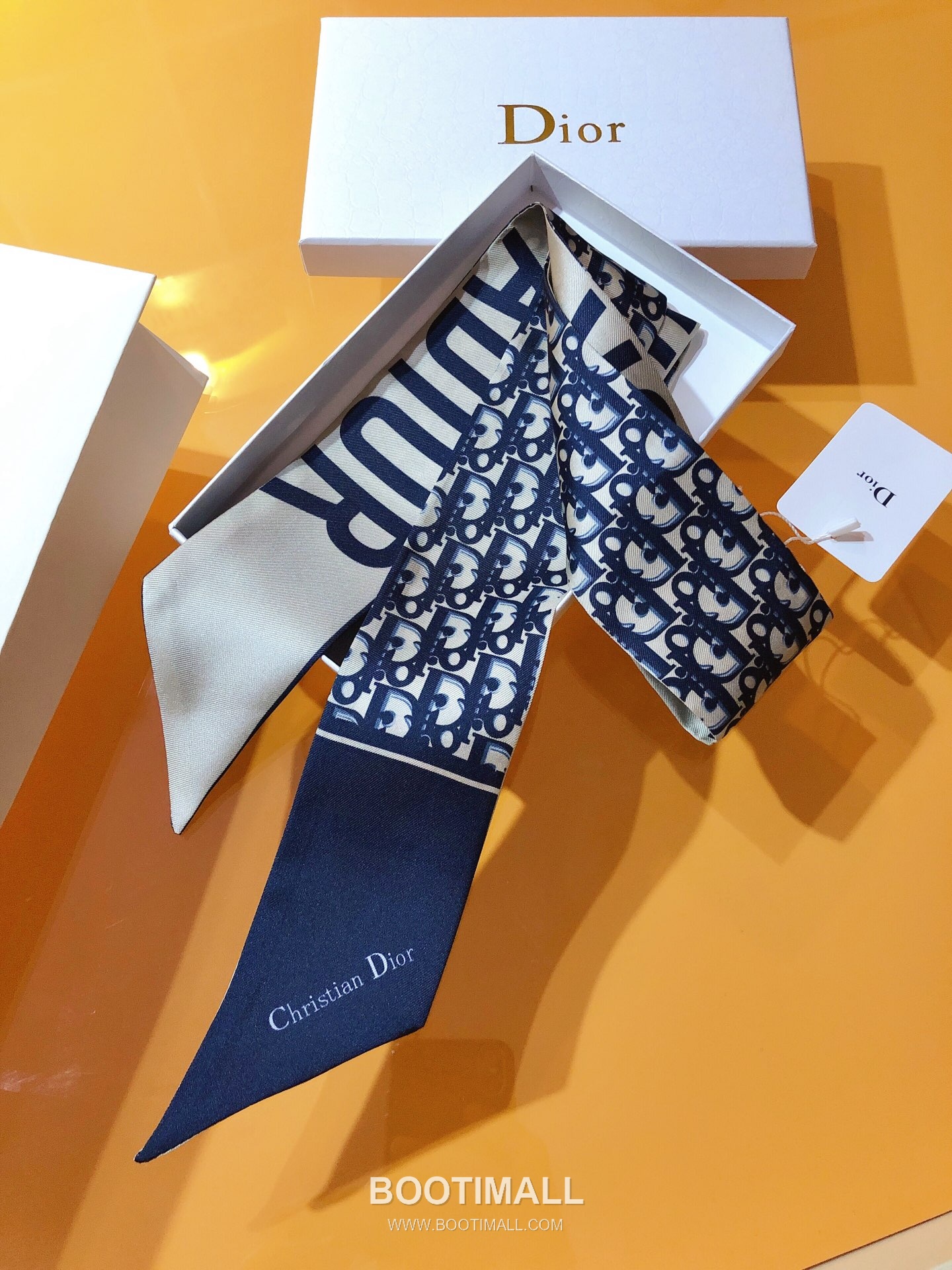 Dior 30 Montaigne Houndstooth Silk Double Sided Twilly Scarf 100% Silk Print Scarf 디올 30 몽테뉴 하운드투스 실크 더블사이드 트윌리 스카프 PDO2209 105cm 4