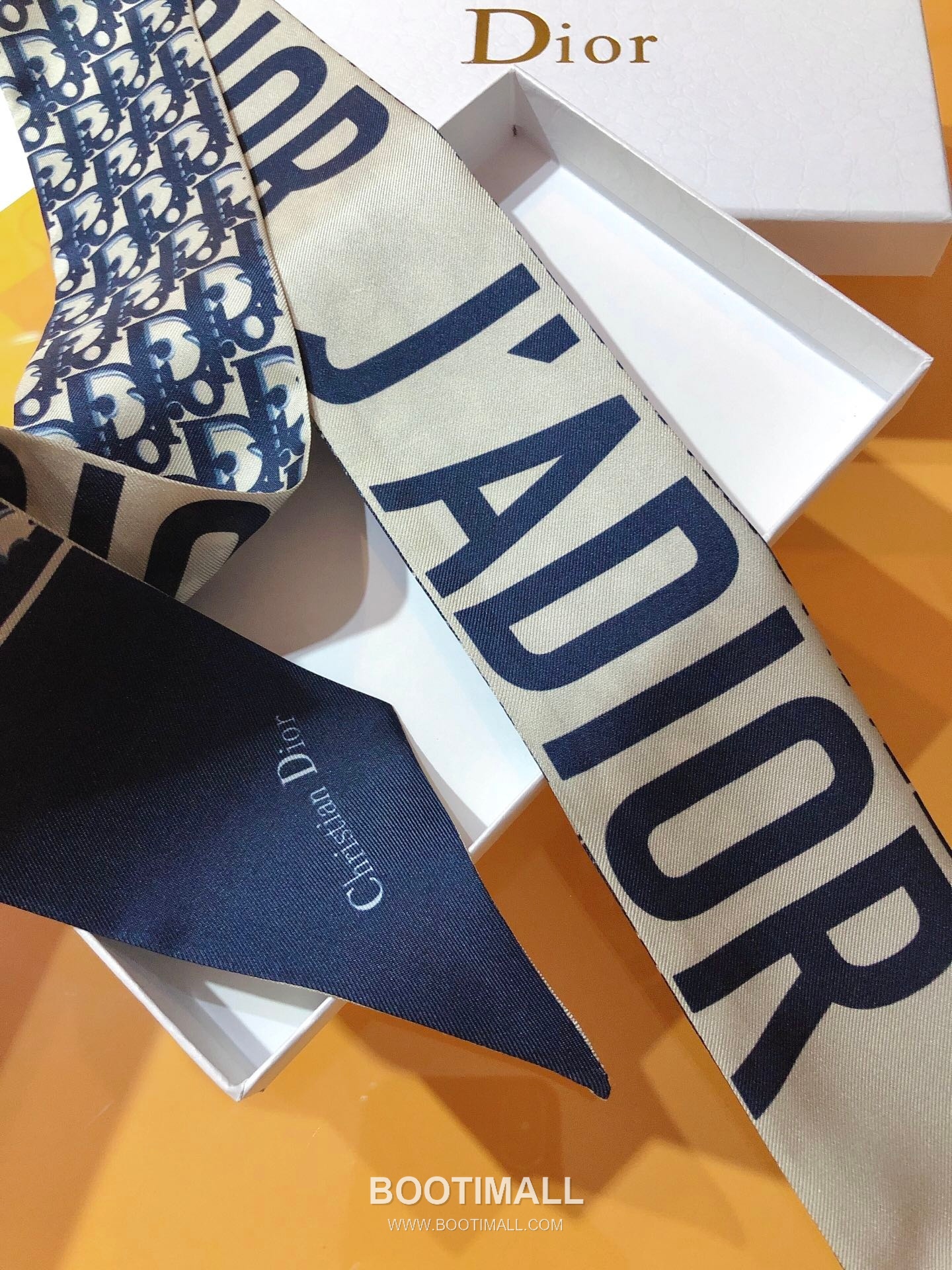 Dior 30 Montaigne Houndstooth Silk Double Sided Twilly Scarf 100% Silk Print Scarf 디올 30 몽테뉴 하운드투스 실크 더블사이드 트윌리 스카프 PDO2209 105cm 7