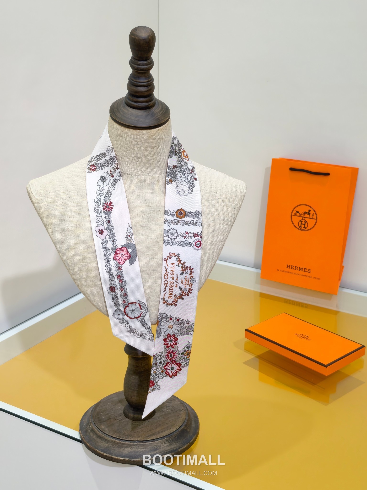 Hermes Splendid Bridle Floral Silk Twill Double Sided Twilly Scarf 100% Silk Print Scarf 에르메스 스플렌디드 브라이들 플로럴 실크 트윌 더블사이드 트윌리 스카프 PHMS2520 86cm 8