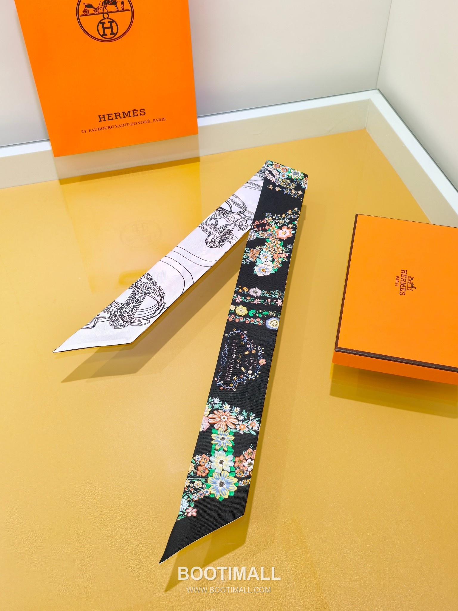 Hermes Splendid Bridle Floral Silk Twill Double Sided Twilly Scarf 100% Silk Print Scarf 에르메스 스플렌디드 브라이들 플로럴 실크 트윌 더블사이드 트윌리 스카프 PHMS2520 86cm 3