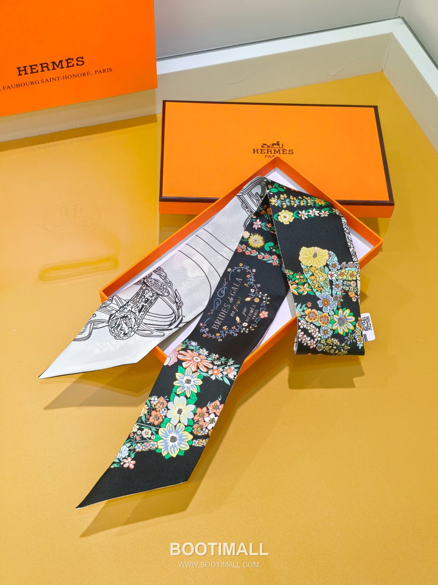 Hermes Splendid Bridle Floral Silk Twill Double Sided Twilly Scarf 100% Silk Print Scarf 에르메스 스플렌디드 브라이들 플로럴 실크 트윌 더블사이드 트윌리 스카프 PHMS2520 86cm 4