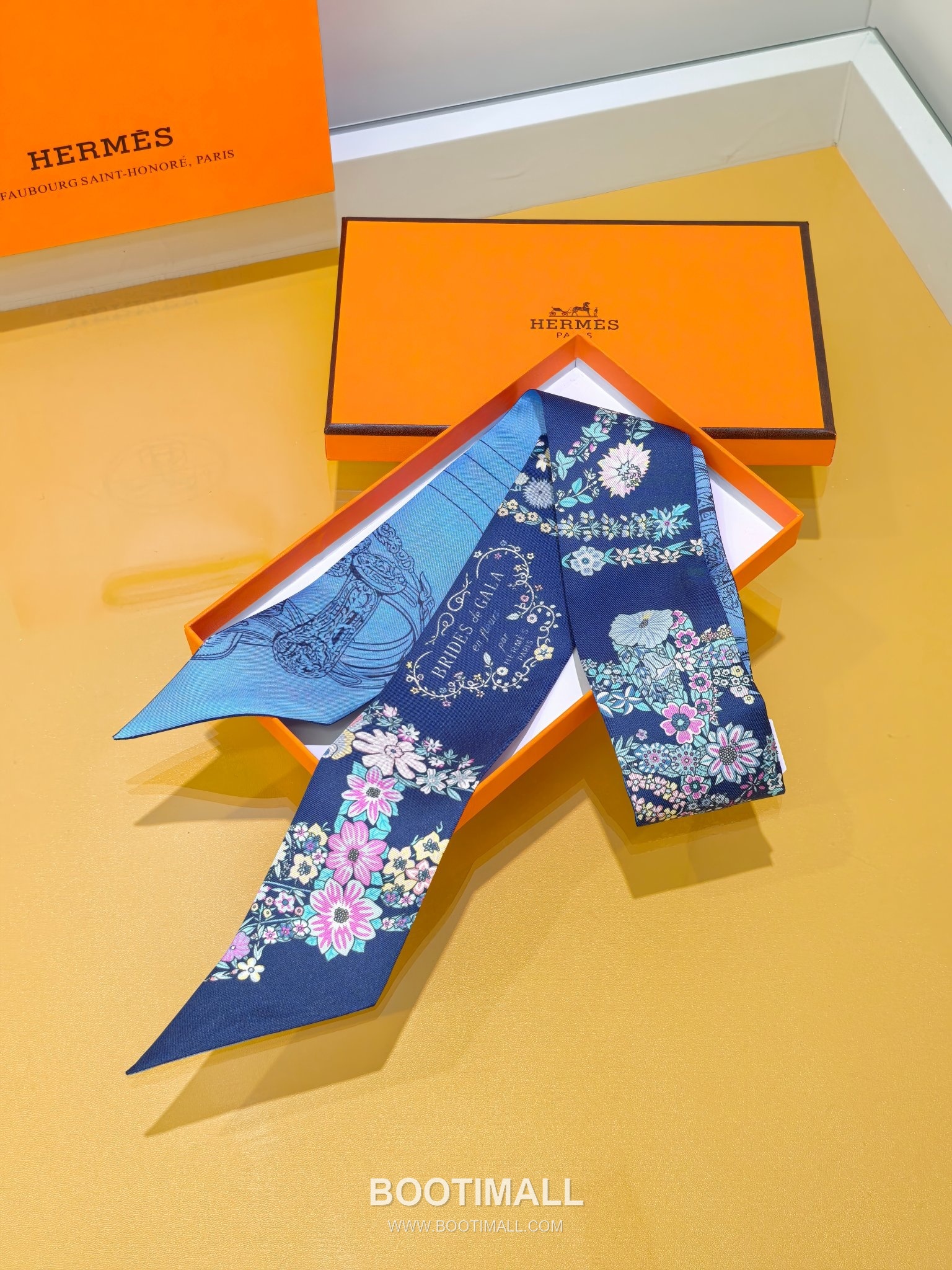 Hermes Splendid Bridle Floral Silk Twill Double Sided Twilly Scarf 100% Silk Print Scarf 에르메스 스플렌디드 브라이들 플로럴 실크 트윌 더블사이드 트윌리 스카프 PHMS2520 86cm 4