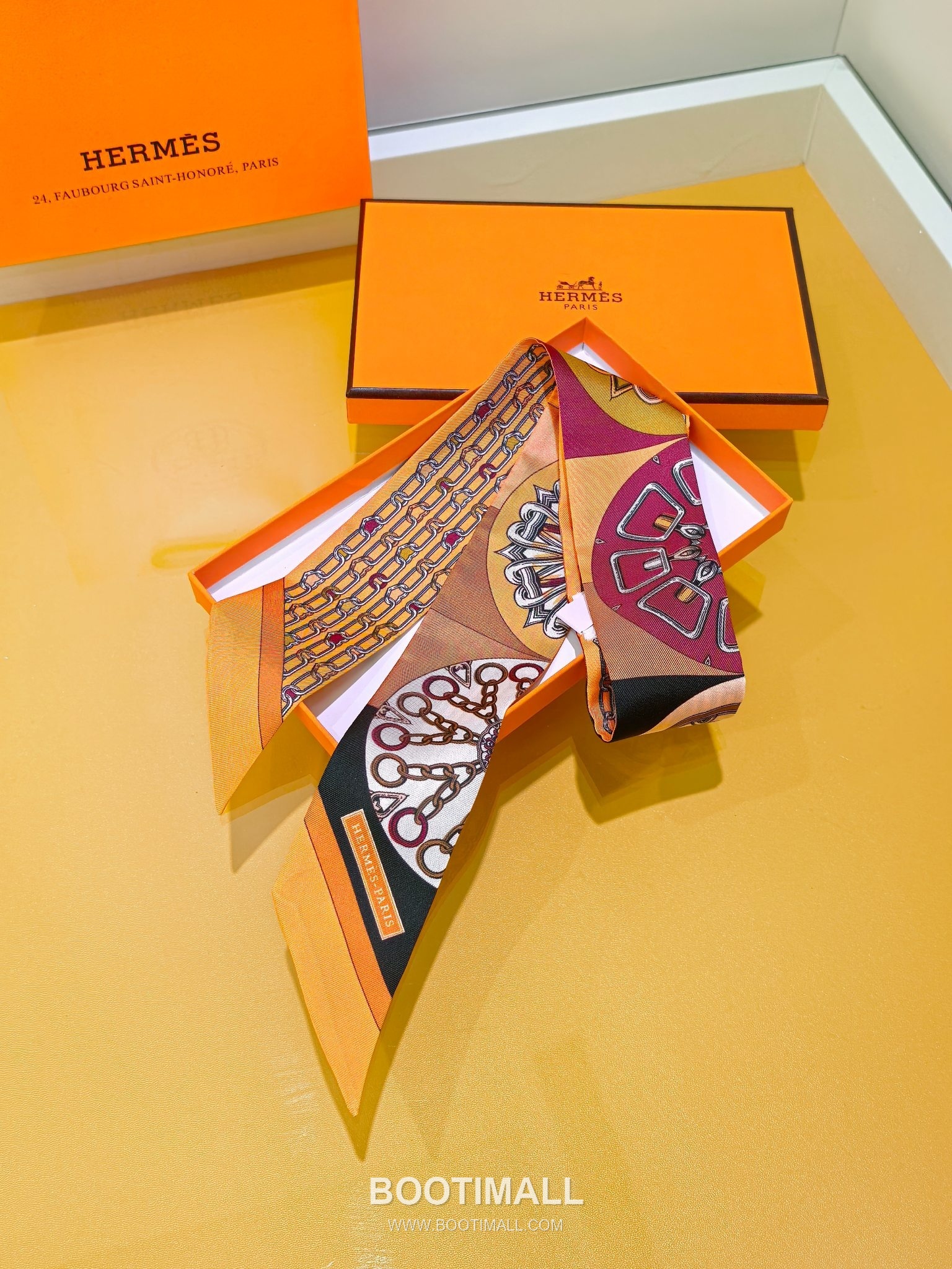 Hermes Splendid Bridle Floral Silk Twill Double Sided Twilly Scarf 100% Silk Print Scarf 에르메스 스플렌디드 브라이들 플로럴 실크 트윌 더블사이드 트윌리 스카프 PHMS2520 86cm 2