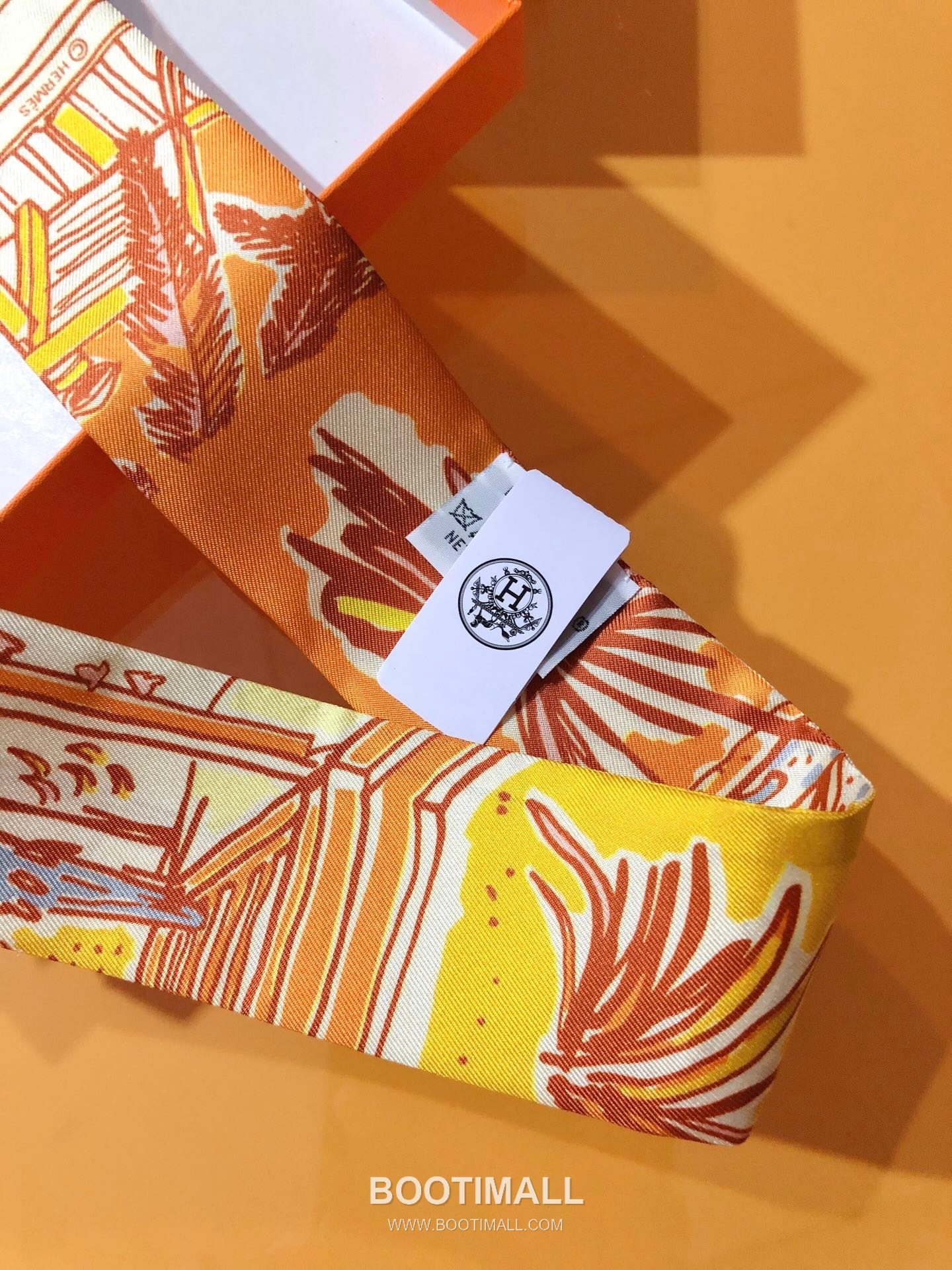 Hermes Splendid Bridle Floral Silk Twill Double Sided Twilly Scarf 100% Silk Print Scarf 에르메스 스플렌디드 브라이들 플로럴 실크 트윌 더블사이드 트윌리 스카프 PHMS2520 86cm 5