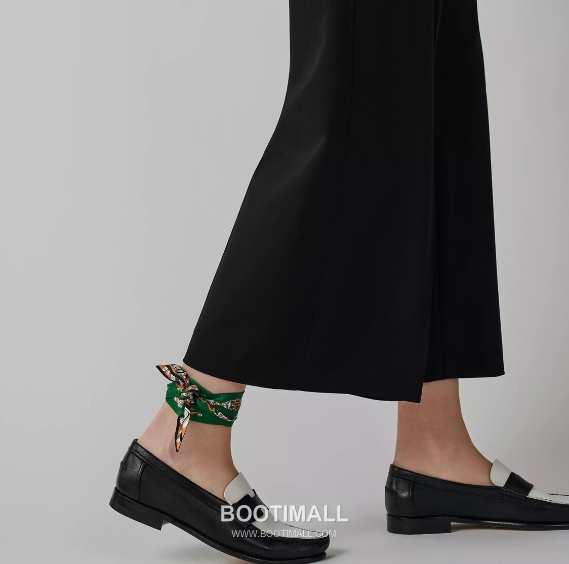 Hermes Splendid Bridle Floral Silk Twill Double Sided Twilly Scarf 100% Silk Print Scarf 에르메스 스플렌디드 브라이들 플로럴 실크 트윌 더블사이드 트윌리 스카프 PHMS2520 86cm 2