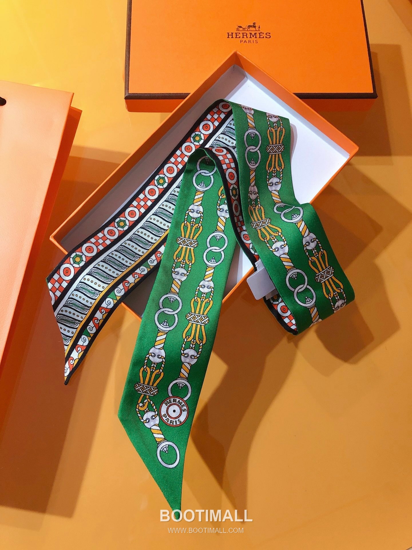 Hermes Splendid Bridle Floral Silk Twill Double Sided Twilly Scarf 100% Silk Print Scarf 에르메스 스플렌디드 브라이들 플로럴 실크 트윌 더블사이드 트윌리 스카프 PHMS2520 86cm 4