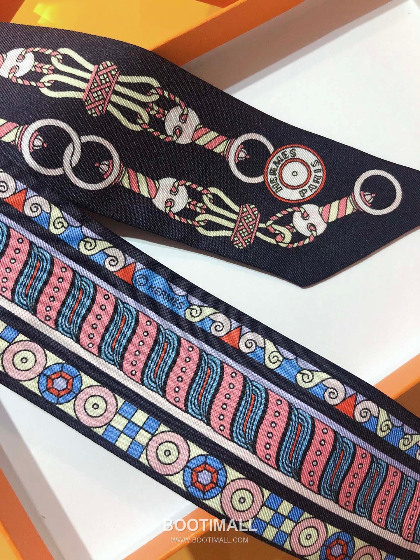 Hermes Splendid Bridle Floral Silk Twill Double Sided Twilly Scarf 100% Silk Print Scarf 에르메스 스플렌디드 브라이들 플로럴 실크 트윌 더블사이드 트윌리 스카프 PHMS2520 86cm 6