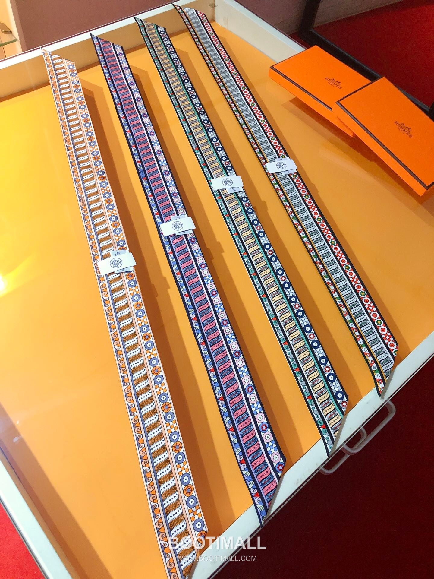 Hermes Splendid Bridle Floral Silk Twill Double Sided Twilly Scarf 100% Silk Print Scarf 에르메스 스플렌디드 브라이들 플로럴 실크 트윌 더블사이드 트윌리 스카프 PHMS2520 86cm 9