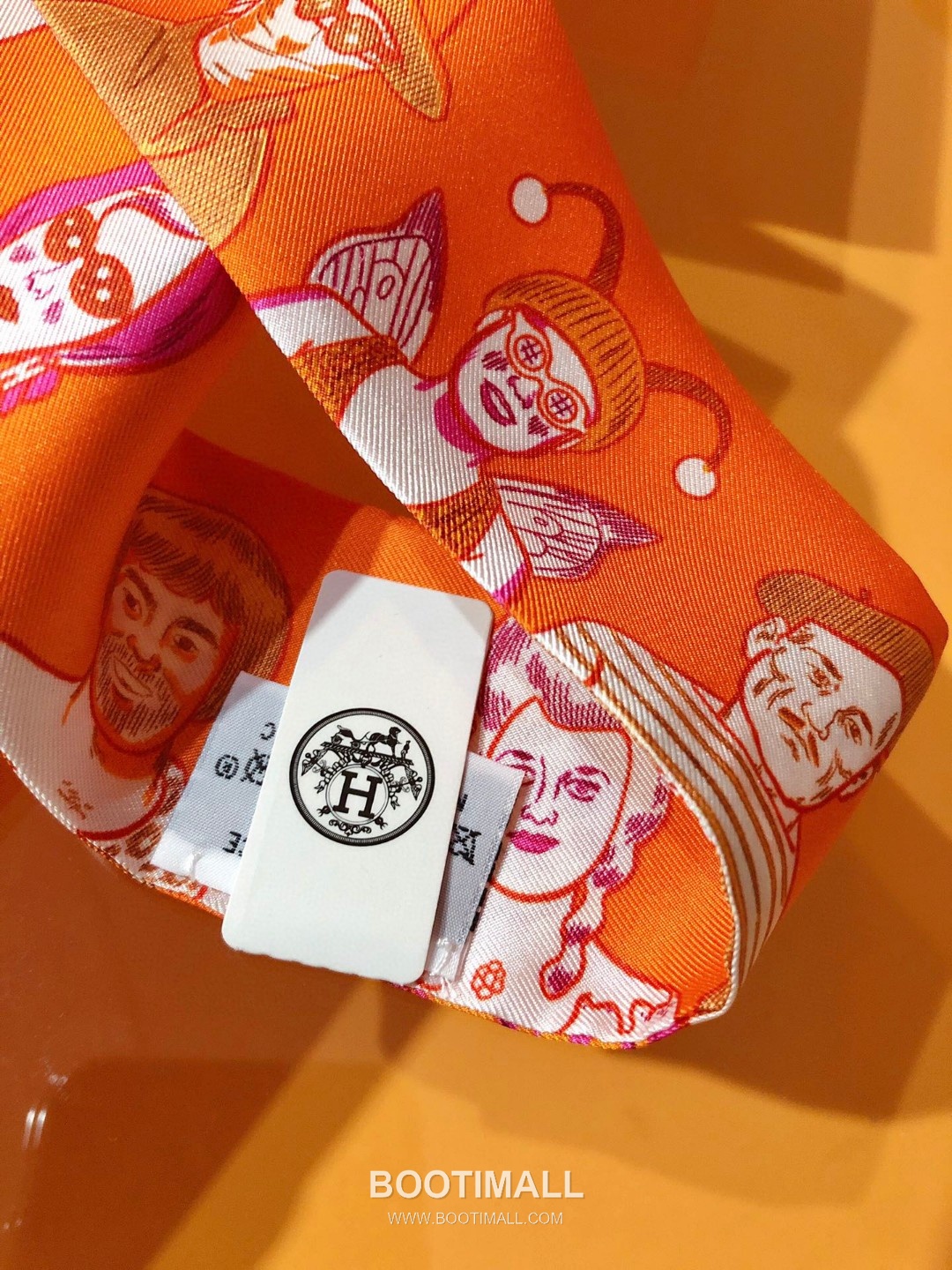 Hermes Dress Code Silk Twill Double Sided Twilly Scarf 100% Silk Print Scarf 에르메스 드레스 코드 실크 트윌 더블사이드 트윌리 스카프 PHMS21110 86cm 5