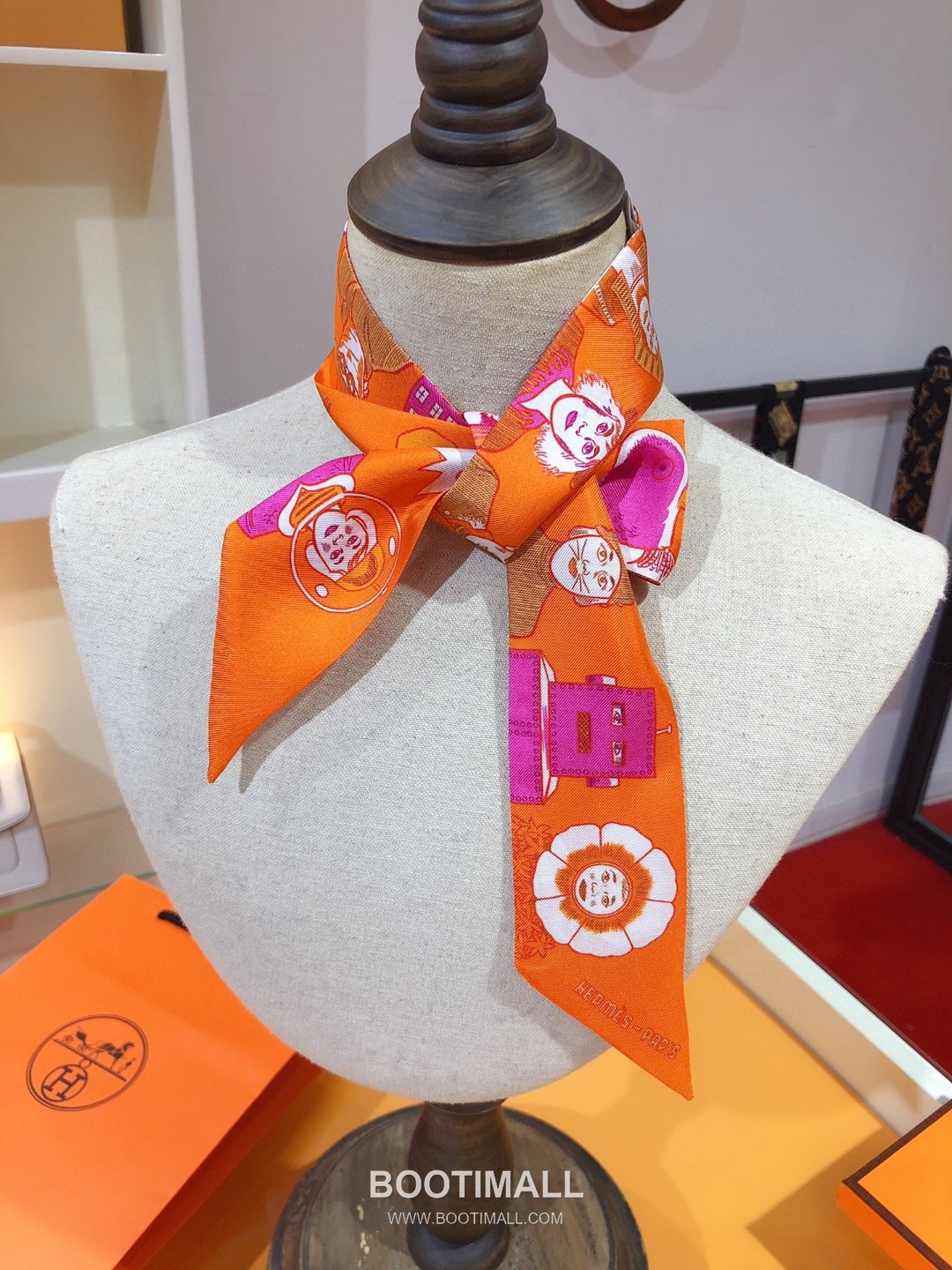 Hermes Dress Code Silk Twill Double Sided Twilly Scarf 100% Silk Print Scarf 에르메스 드레스 코드 실크 트윌 더블사이드 트윌리 스카프 PHMS21110 86cm 7